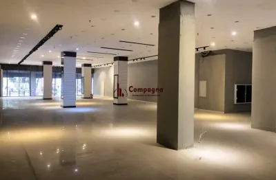 Excelente oportunidade de locação! loja comercial desocupada no centro histórico