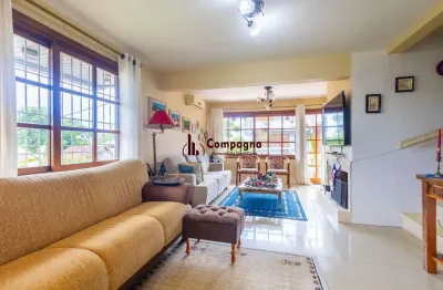 Casa em condomínio bairro tristeza, com 185m² privativos.