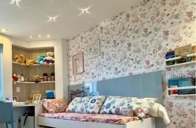 Belíssimo apartamento à venda, capim macio, mobiliado.