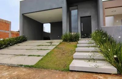 Casa moderna com suíte, pé direito duplo e área gourmet – condomínio clube na natureza