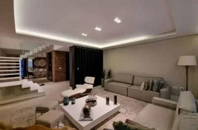 Casa de Alto Padrão no Jardim Paulista – 415m² de Sofisticação