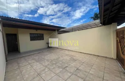 Casa térrea à venda, com uma suíte e vaga para 02 veículos,  no bairro do poiares, em caraguatatuba