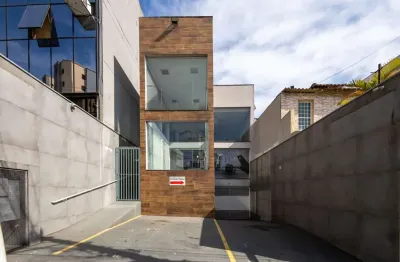Casa comercial com 15 salas para alugar na Avenida Água Fria, 547, Água Fria, São Paulo