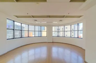 Sala comercial na rua marquês de itu, n. 61 - conjunto 111 • 180 m²