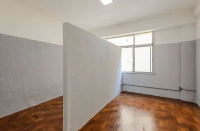 Sala comercial na rua álvares penteado, n. 184 - andar 2 • 386 m²