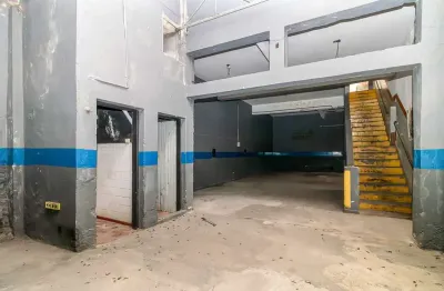 Ponto comercial com 4 salas para alugar na Rua Catão, 608, Vila Romana, São Paulo