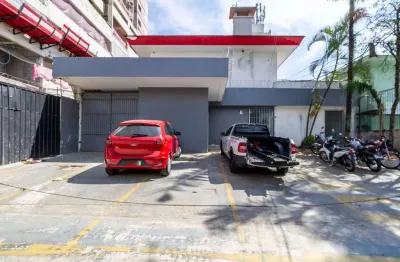 Casa comercial na avenida adolfo pinheiro, n. 1637 • 500 m²
