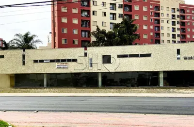 Galpão na avenida direitos humanos, n. 1070 • 796 m²