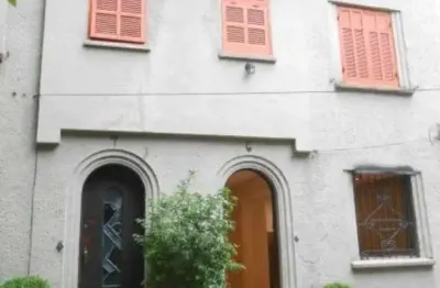 Casa comercial na rua piauí, n. 1164 - casa 5 • 186 m²
