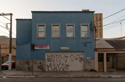 Prédio comercial na rua honório maia, n. 145 • 1332 m²