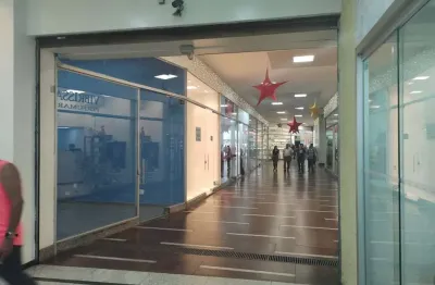 Loja em galeria na rua vinte e quatro de maio, n. 77 - loja 13 • 20 m²