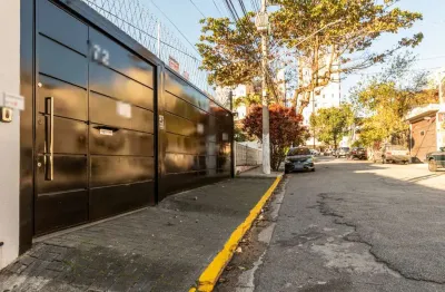 Casa comercial com 8 salas para alugar na Rua Acruás, 72, Vila Congonhas, São Paulo