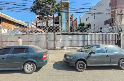 Casa comercial na avenida indianópolis, n. 1450 • 1200 m²