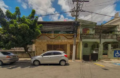 Casa comercial na rua dionísio aguado garcia, n. 39 • 115 m²
