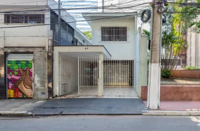 Casa comercial na rua alcides ricardini neves, n. 64 • 180 m²