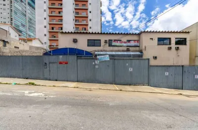 Prédio comercial na avenida santa catarina, n. 66 • 505 m²