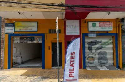 Loja na alameda dos maracatins, n. 1109 - e 1113 • 300 m²