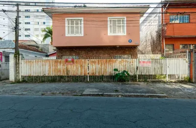 Casa comercial na rua cristóvão pereira, n. 1415 • 385 m²