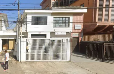Casa comercial na avenida indianópolis, n. 3304 • 200 m²