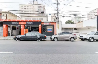 Casa comercial na rua vieira de morais, n. 1760 • 280 m²