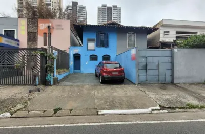 Casa comercial na avenida vereador joão de luca, n. 654 • 106 m²