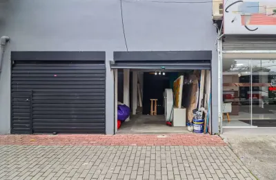 Casa comercial na avenida joão carlos da silva borges, n. 672 • 111 m²