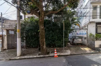 Casa comercial na rua constantino de sousa, n. 1258 • 390 m²