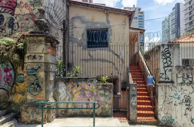 Casa comercial na rua gualaxo, n. 272 - fundos  • 80 m²