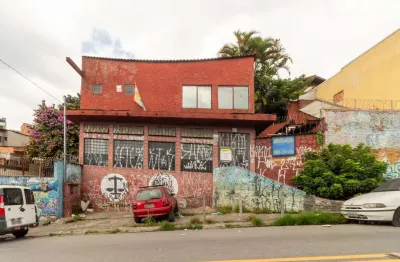 Sobreloja na avenida elísio teixeira leite, n. 4932 - a • 80 m²