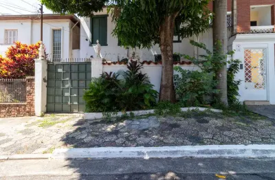 Casa comercial com 12 salas para alugar na Rua Rubi, 50, Aclimação, São Paulo