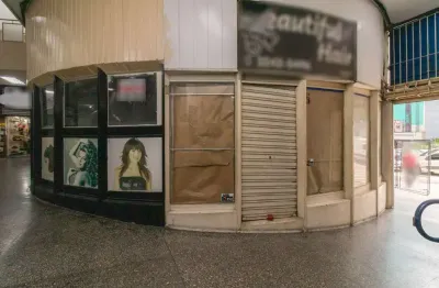Ponto comercial para alugar na Rua Líbero Badaró, 646, Centro, São Paulo