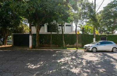 Casa comercial na alameda dos camaiurás, n. 146 • 400 m²