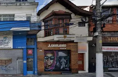 Casa comercial na avenida são miguel, n. 4190 • 251 m²