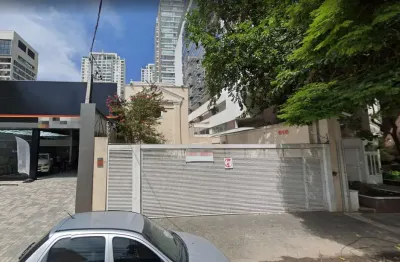 Casa comercial na rua gomes de carvalho, n. 615 • 1100 m²