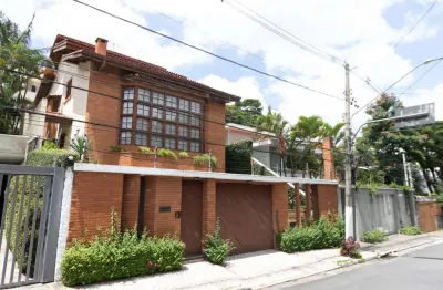 Casa comercial para alugar na Rua Abegoaria, 141, Jardim das Bandeiras, São Paulo