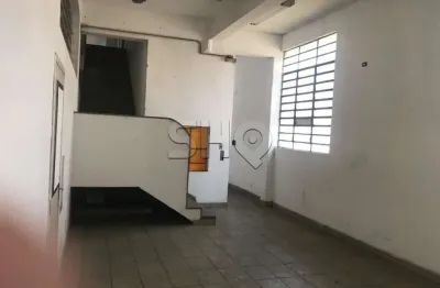 Prédio comercial na rua dona estela borges morato, n. 85 • 1200 m²