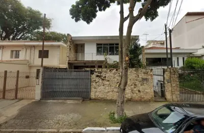 Casa comercial na avenida piassanguaba, n. 2966 • 470 m²
