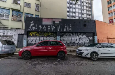 Loja na rua professor laerte ramos de carvalho, n. 465 • 366 m²
