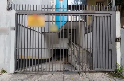 Prédio comercial na rua conselheiro brotero, n. 1110 • 450 m²