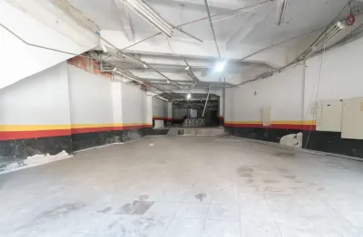 Ponto comercial para alugar na Largo dos Pinheiros, 51, Pinheiros, São Paulo
