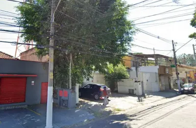 Casa comercial na rua são sebastião, n. 442 • 252 m²