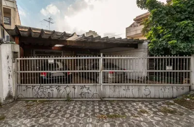Casa comercial na rua caetano augusto, n. 13 • 380 m²