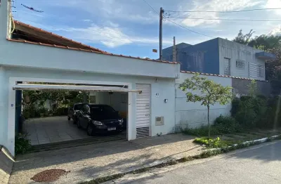 Casa comercial com 12 salas para alugar na Rua Diogo Freire, 50, Bosque da Saúde, São Paulo