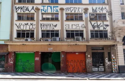 Ponto comercial para alugar na Rua Benjamim Constant, 48, Sé, São Paulo