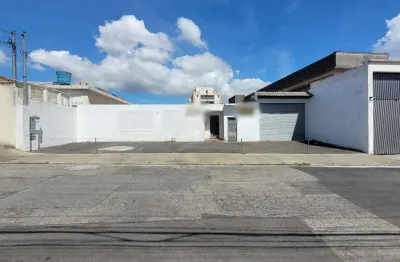 Casa comercial na rua jurupeba, n. 182 - loja 01 • 100 m²