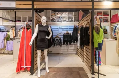 Loja em galeria na rua josé paulino, n. 260 - loja 15 • 7 m²