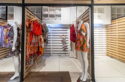 Loja em galeria na rua josé paulino, n. 260 - loja 11 • 9 m²