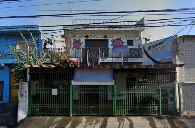 Casa comercial na avenida interlagos, n. 2638 • 700 m²