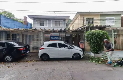 Casa comercial na rua major tarquínio leite pereira, n. 83 • 80 m²