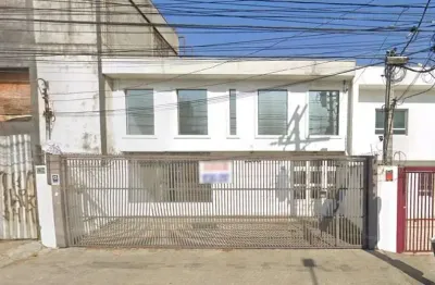 Casa comercial na avenida indianópolis, n. 2606 • 296 m²